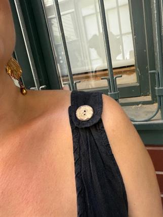 Oversize Ahşap Düğme Detaylı İthal Keten Elbise