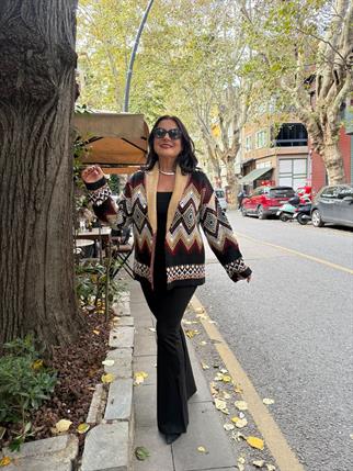 Kilim Desenli Şal Yaka Hırka
