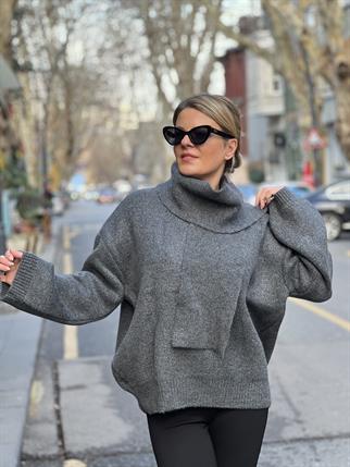 Atkılı Triko Kazak