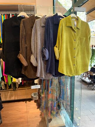 İthal İnce Fitilli Kadife Oversize Gömlek