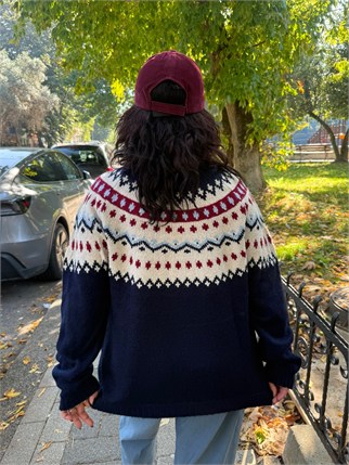 İskandinav Triko Kazak