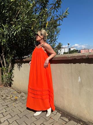 Ahşap Boncuk Müslin Askılı Uzun Elbise