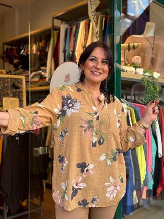 İthal Bahar Desenli Keten Gömlek