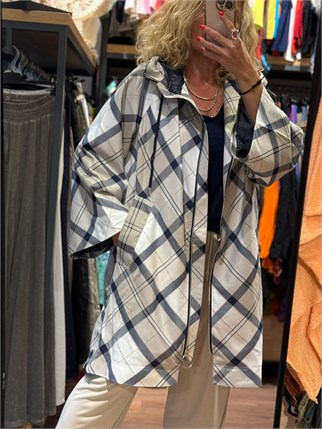 İthal Ekoseli Kapüşonlu Oversize Trençkot