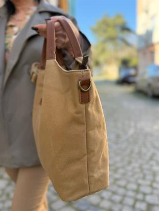 Camel Gabardin Deri Detaylı Çanta
