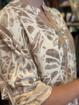 İthal Hakim Yaka Batik Gömlek