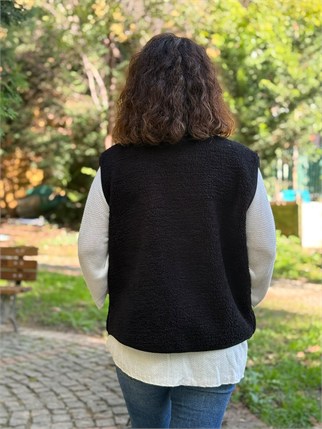 Peluş Cepli Yelek