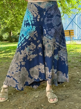 Batik Yırtmaçlı Lacivert Pantolon