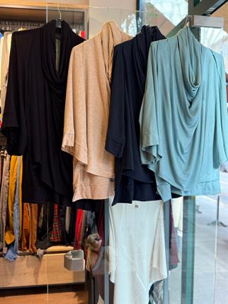 İnce Örme Triko Degaje Bluz