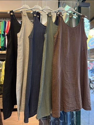 Oversize Ahşap Düğme Detaylı İthal Keten Elbise