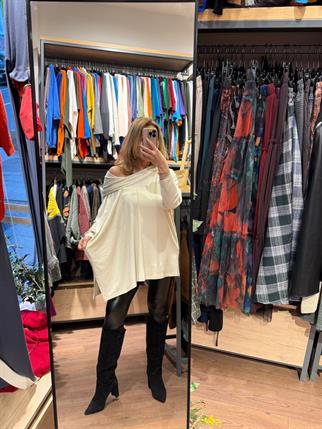 Degaje yakalı kapüşonlu oversize salaş pamuklu bluz