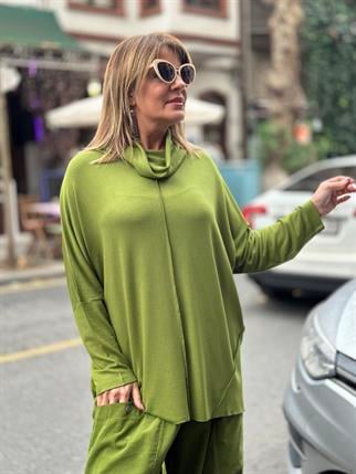 Degaje Yaka Dikiş Detaylı Bluz