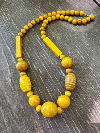 Sarı Ahşap Kolye