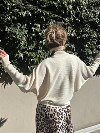 Eldiven Detaylı Balıkçı Triko