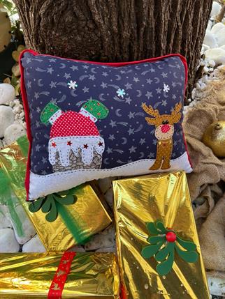 Geyik Ve Ev Patchwork Kırlent Yastık