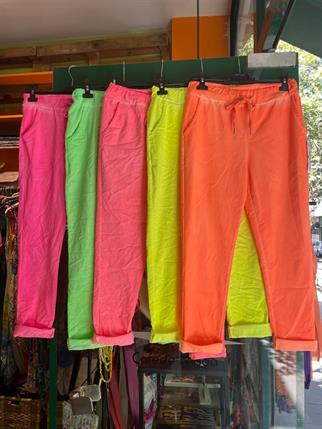 İthal Neon Yıkamalı Likralı Pantolon