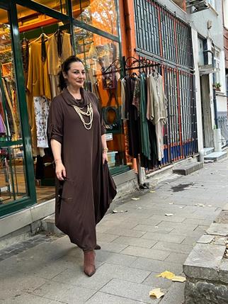 Kahve Degaje Boğazlı Elbise