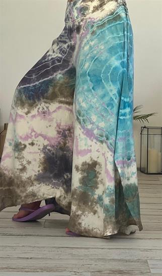 Lila Batik Yırtmaçlı Pantolon