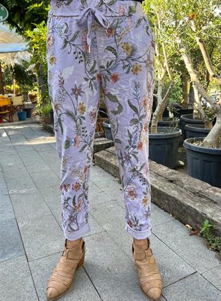 Lila İthal Likralı Çiçek Desenli Pantolon