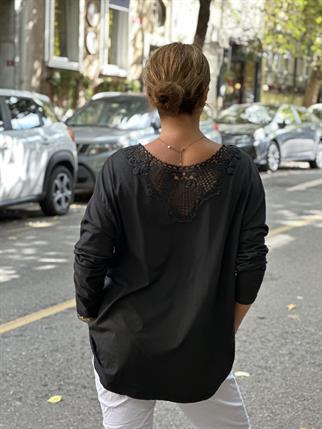 Sırtı Pamuklu Dantel Yıldız Payetli Bluz