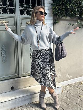 Siyah Leopar Asimetrik Saten Etek