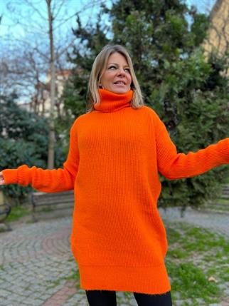 Turuncu Boğazlı Yumoş Tunik Kazak