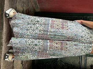 Yırtmaçlı Bol Paça Desenli Pantolon