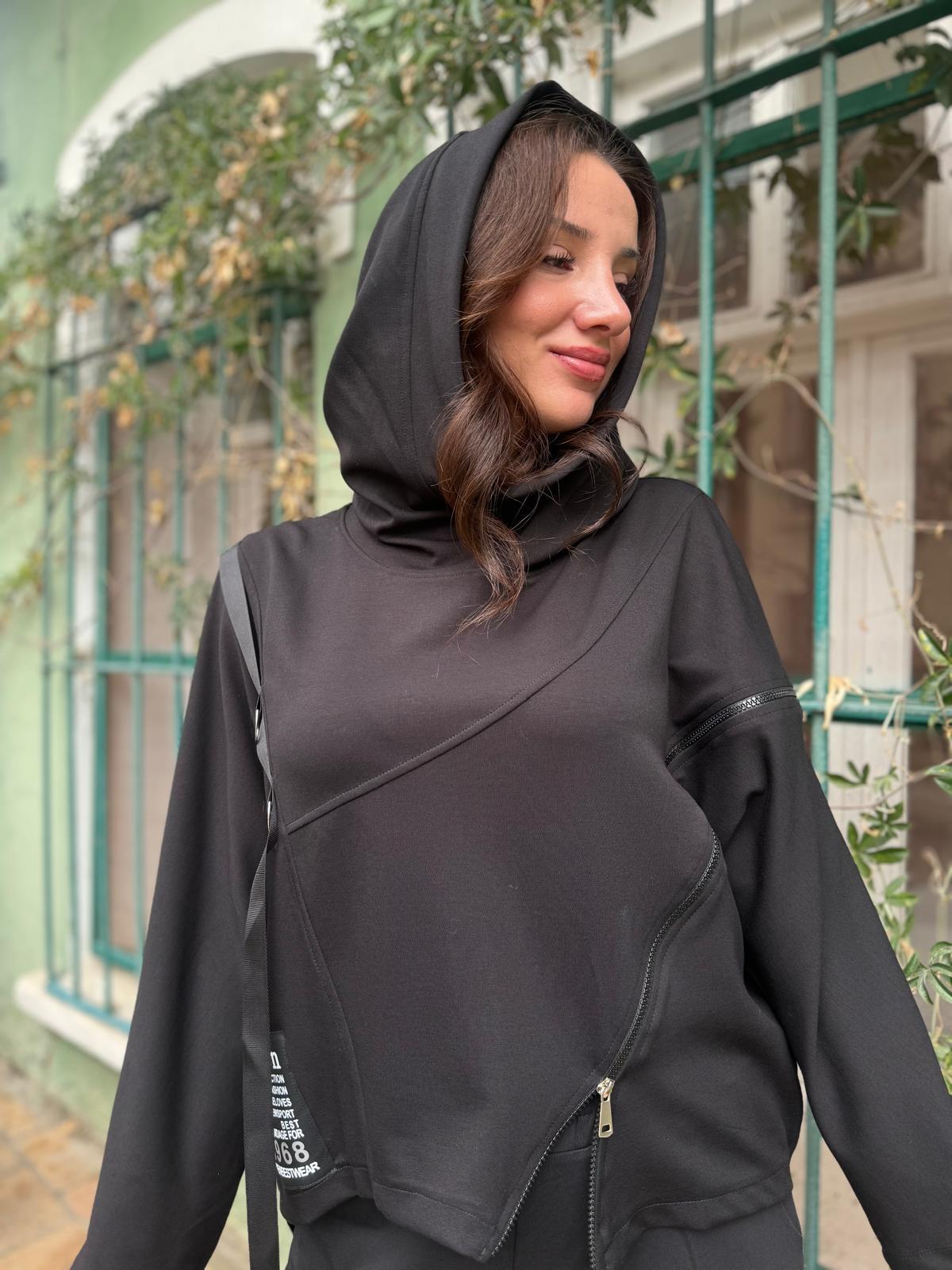 Fermuarlı Kapüşonlu Siyah Sweatshirt