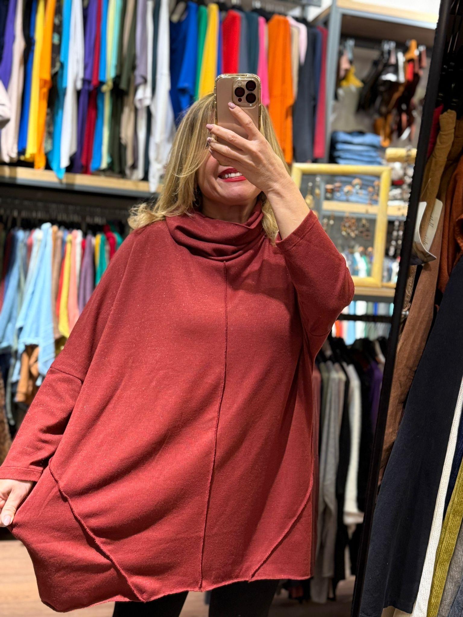 Bordo Degaje Ters Dikişli Simli Organik Bluz