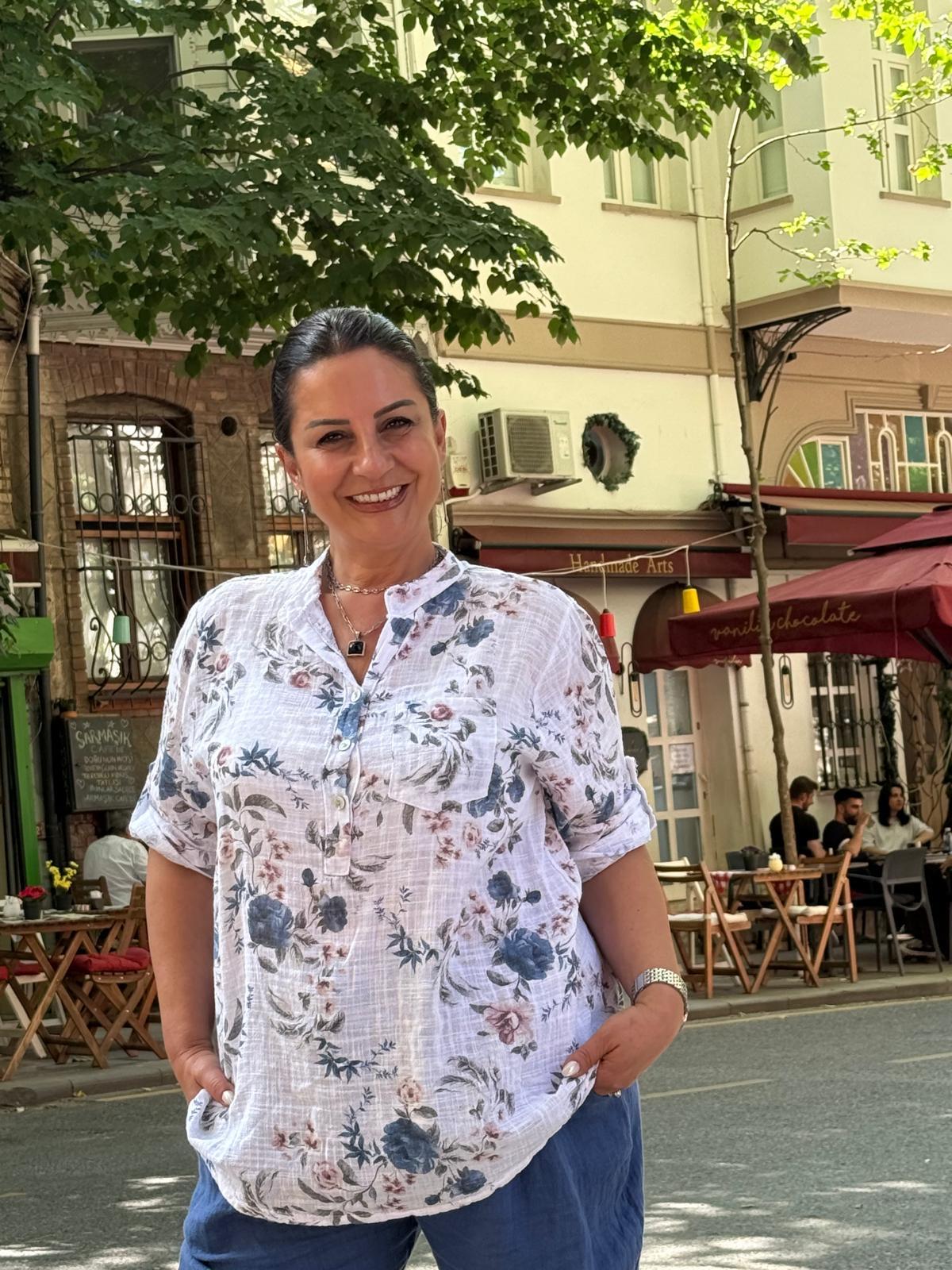 İthal Gül Desenli Keten Gömlek