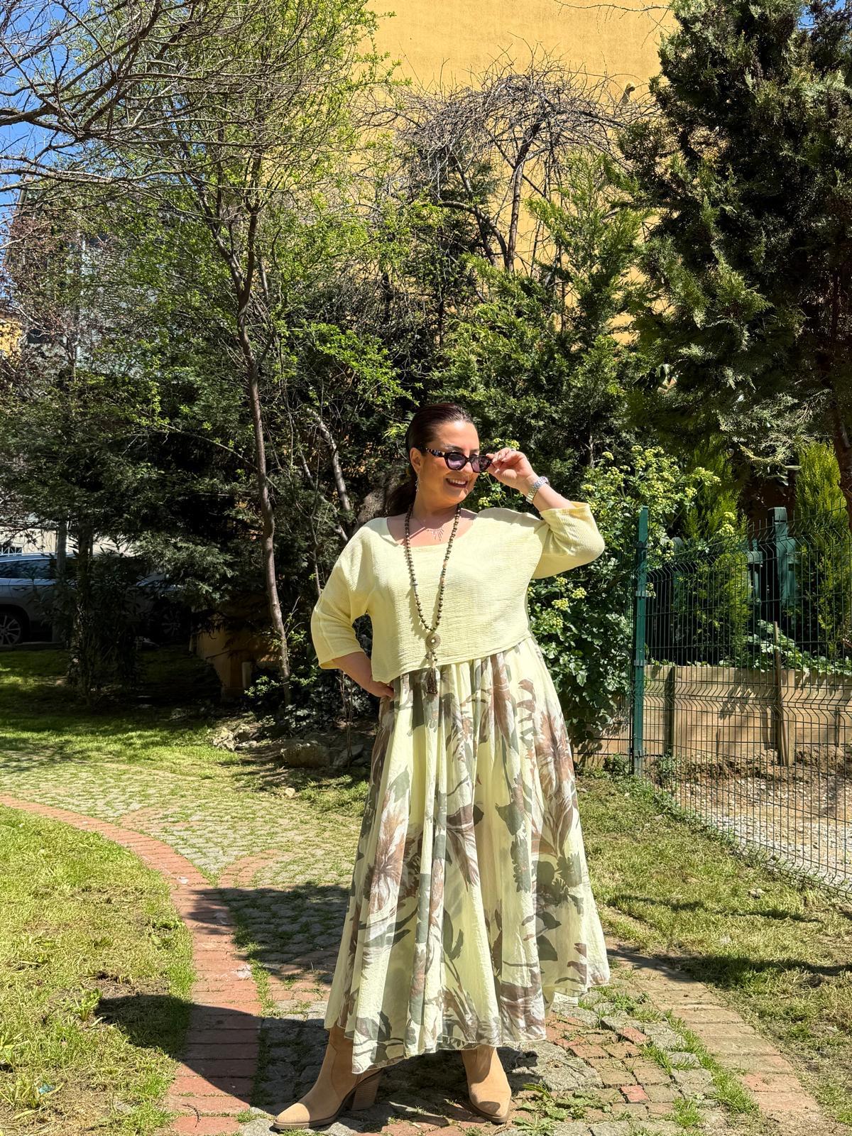 İthal Çiçekli Elbise Petek Dokulu Bluz Takım