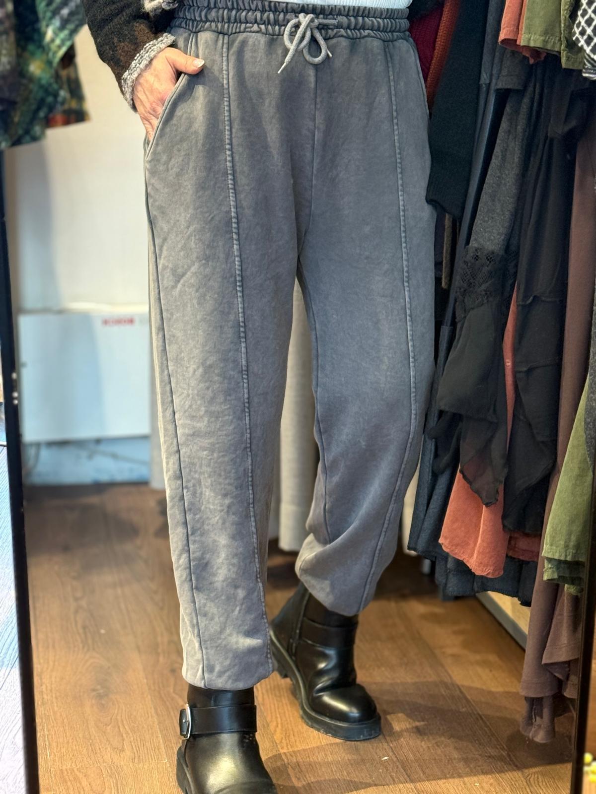 Ön Çimalı Yıkamalı Eşofman Pantolon