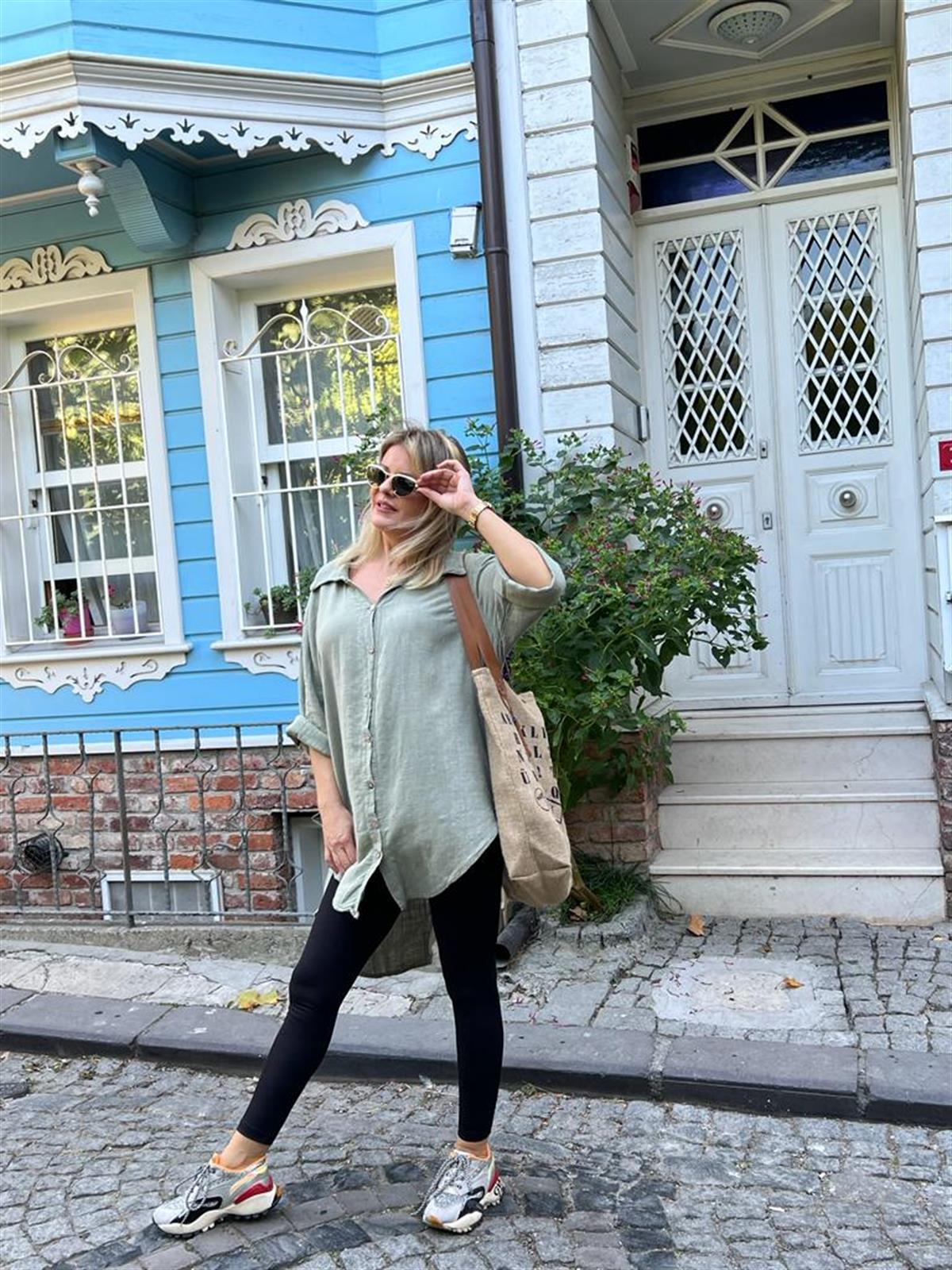 Arkası Uzun Tunik Gömlek