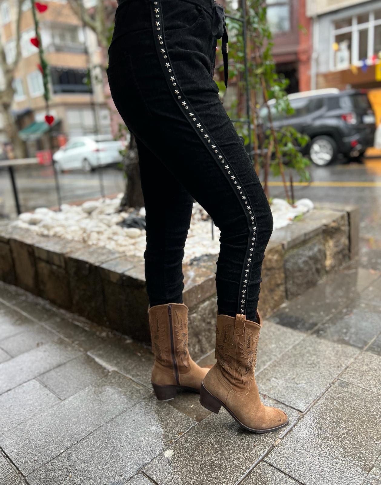 İthal Likralı Zımbalı Kadife Pantolon