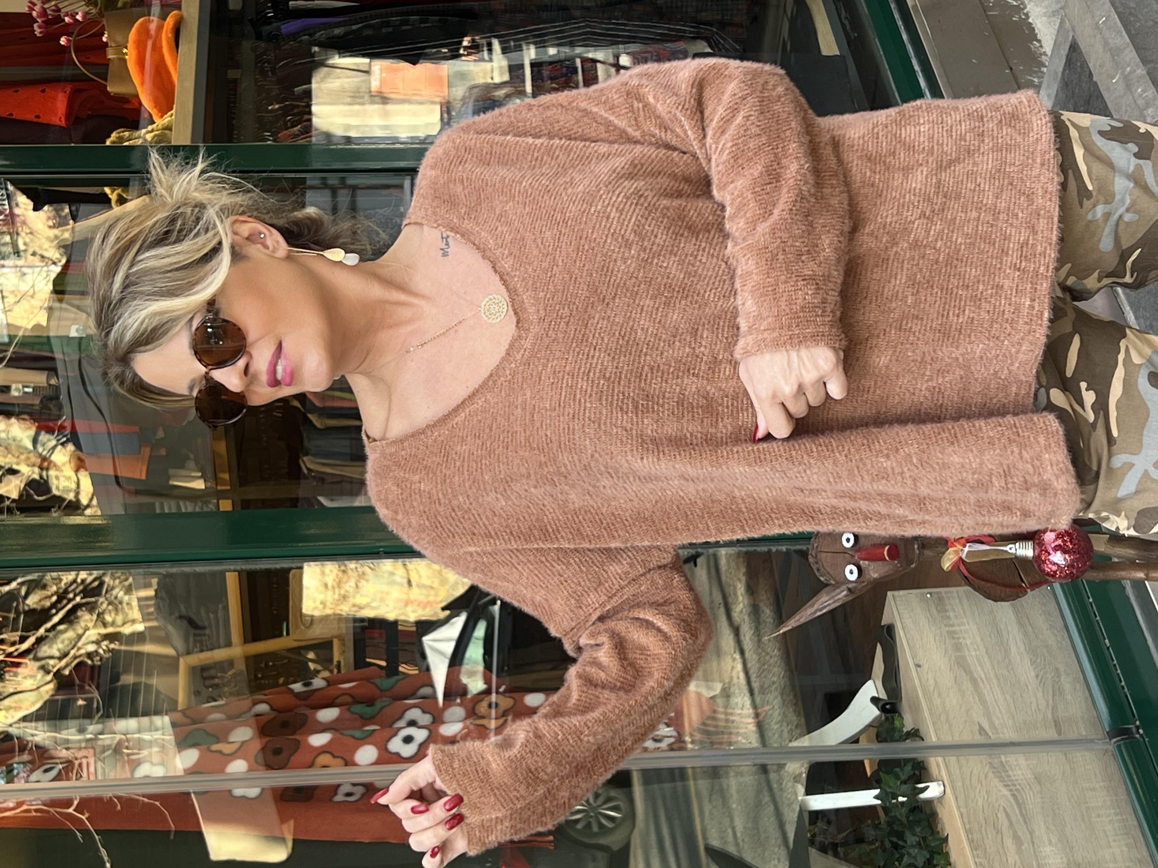 V Yaka İthal Angora Triko