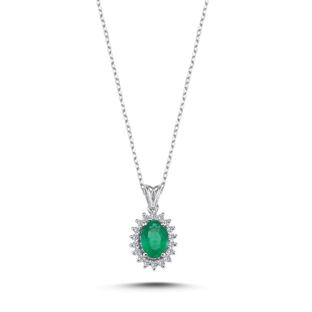 0.15 Karat Pırlanta Oval Zümrüt Anturaj Kolye