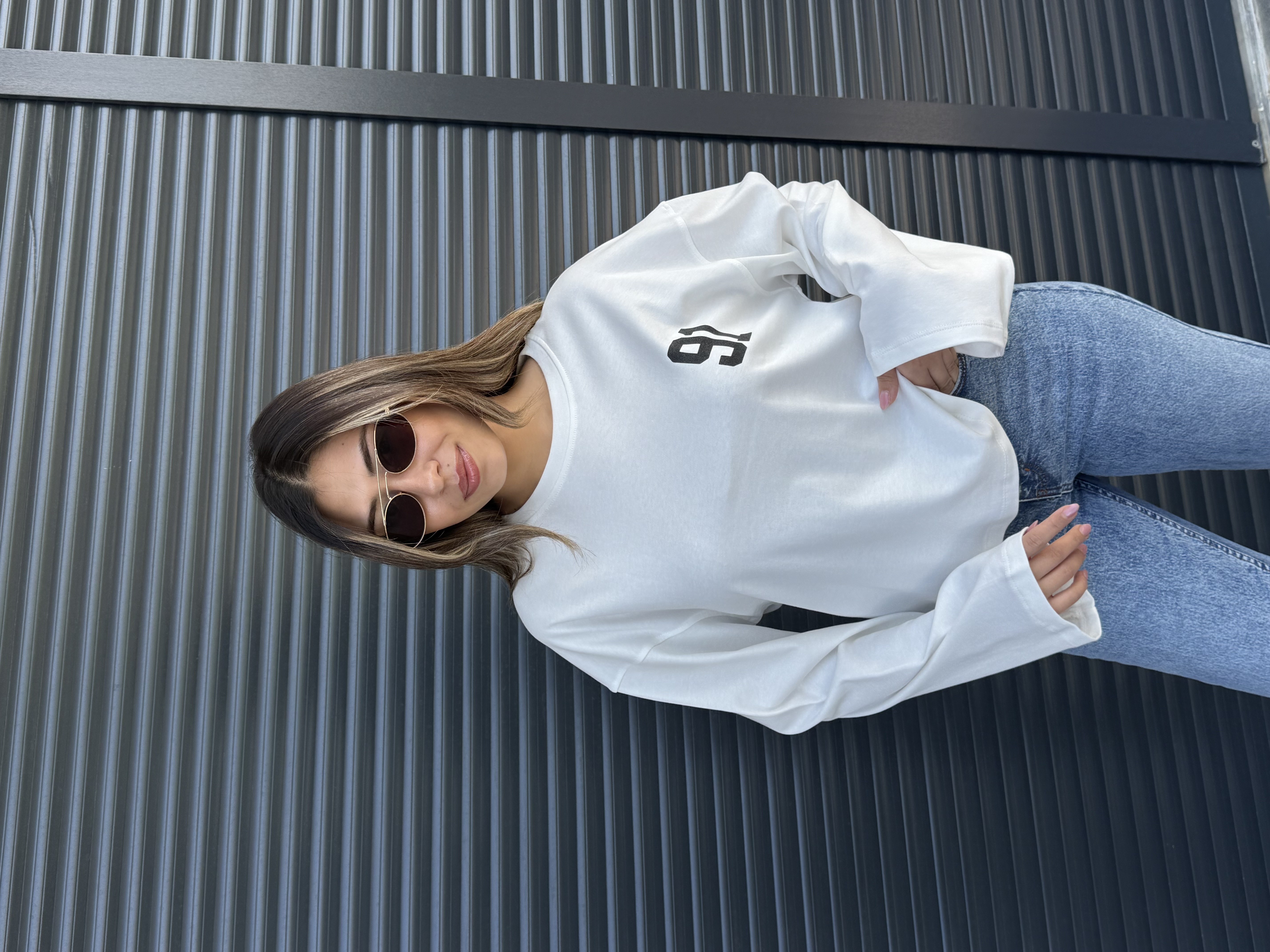 Beyaz Rakam Baskılı İnce Sweatshirt
