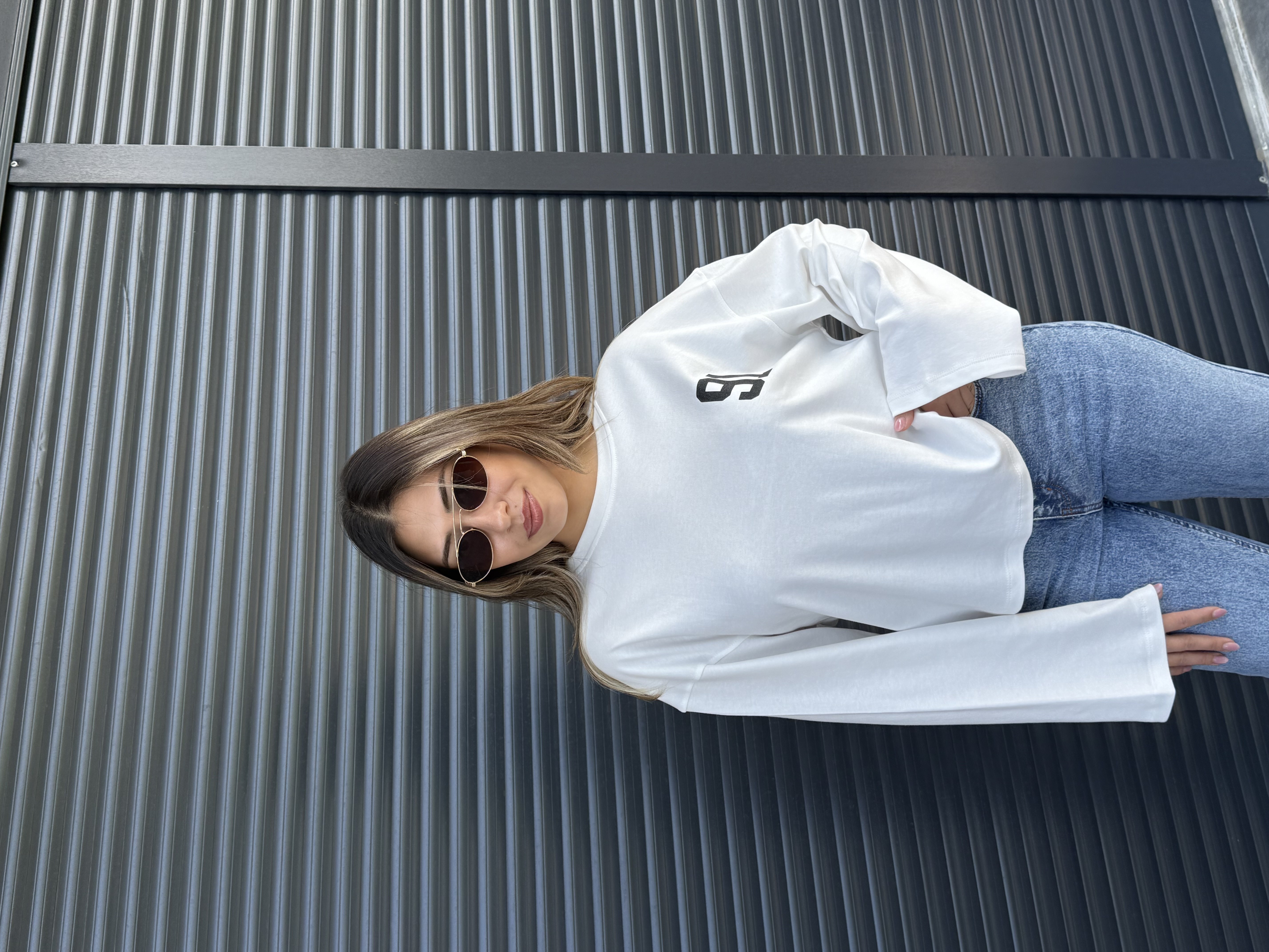Beyaz Rakam Baskılı İnce Sweatshirt