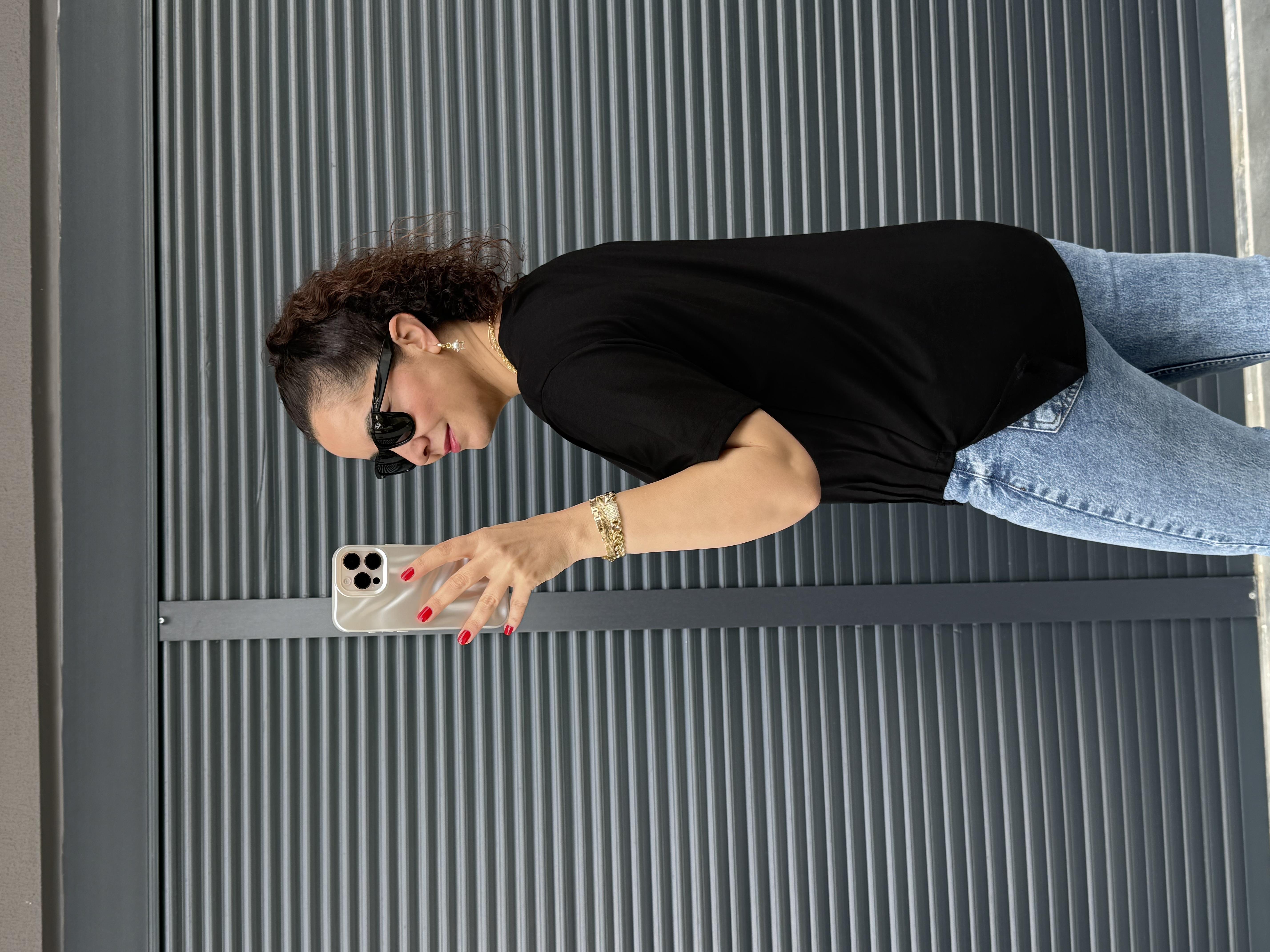 Biye Detaylı Tasarı T-shirt Siyah
