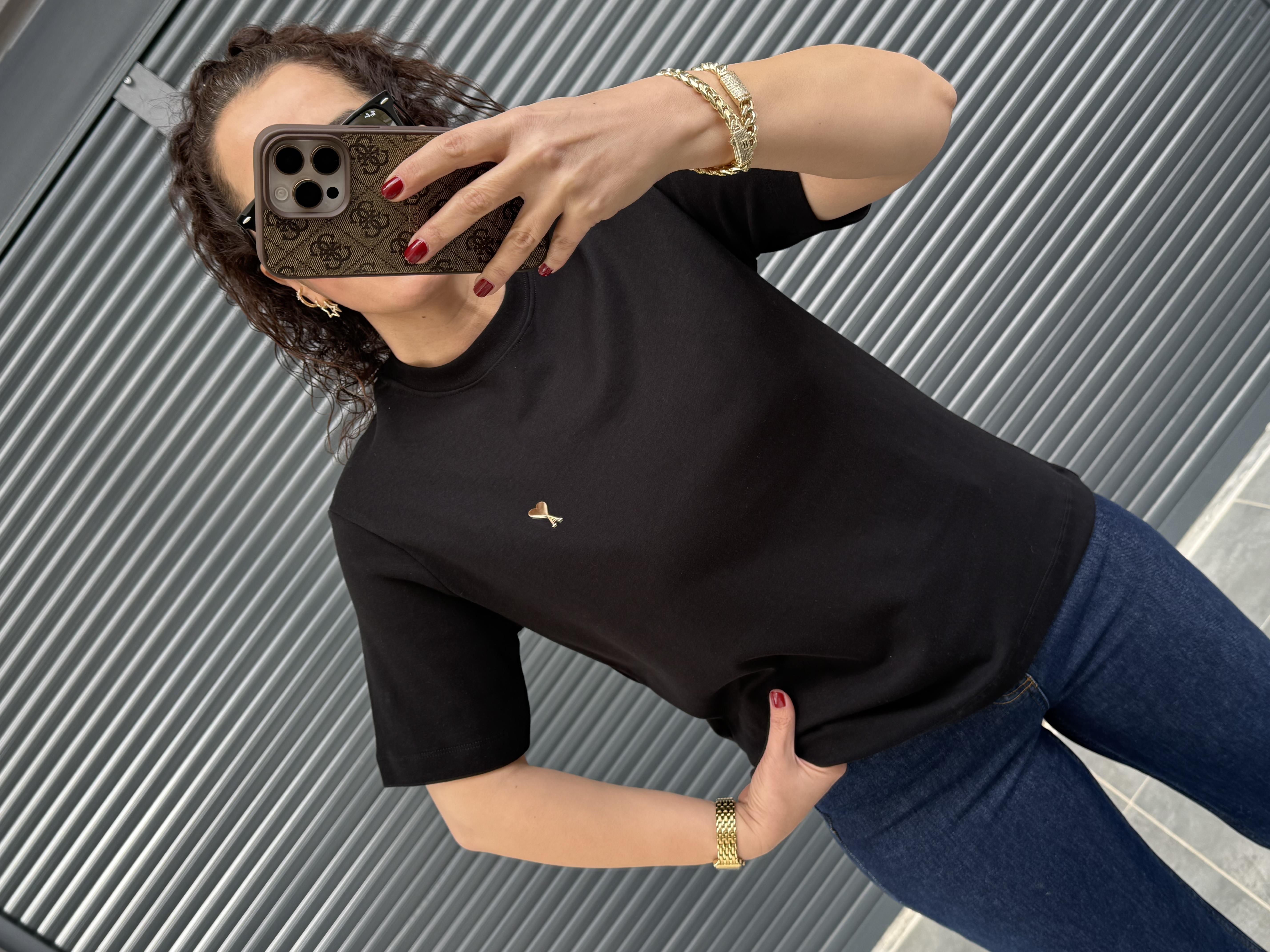 Gold Kalp Armalı Basıc T-shirt  Siyah
