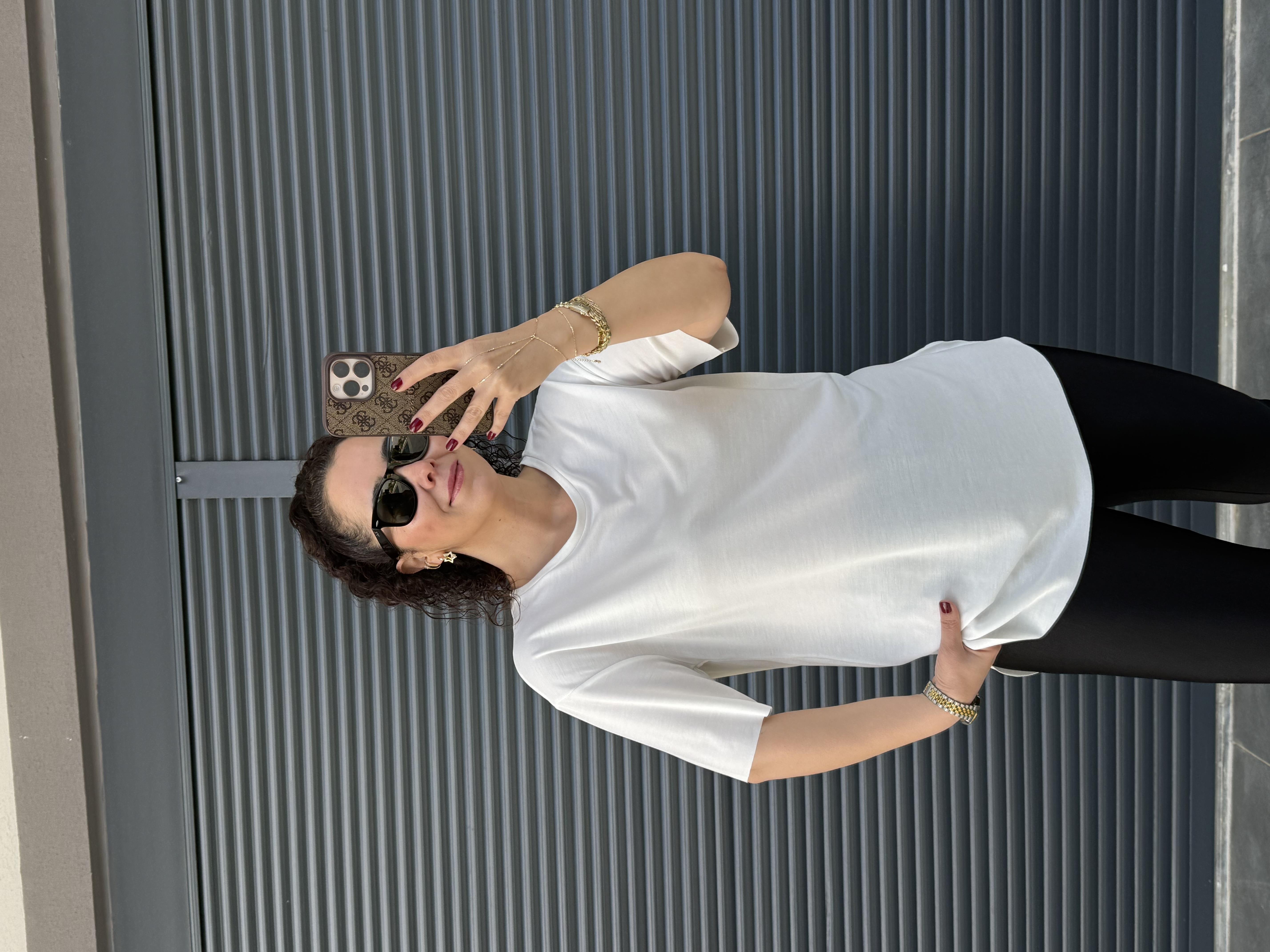 İthal Modal Bisiklet Yaka T-Shirt Ekru