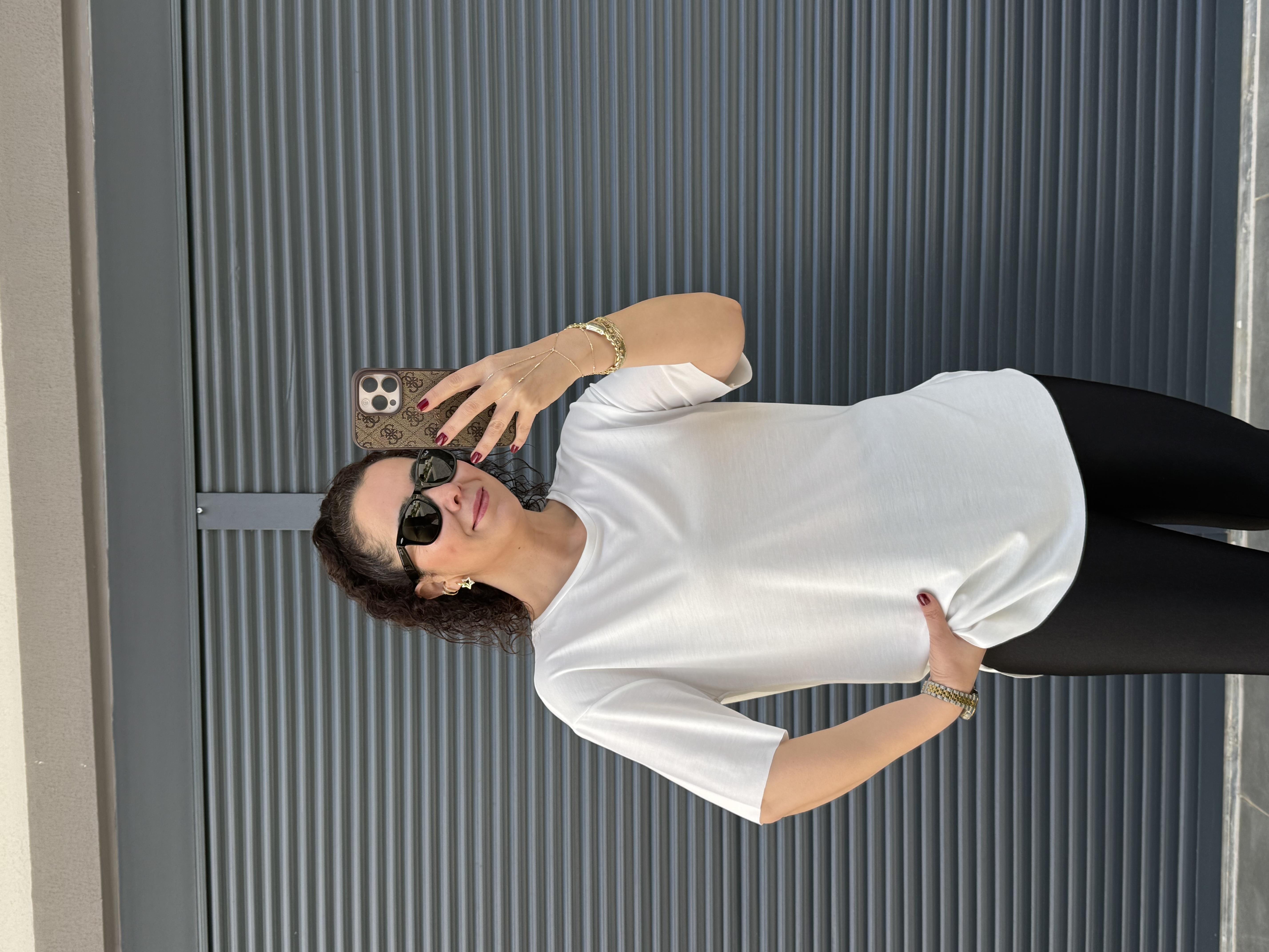 İthal Modal Bisiklet Yaka T-Shirt Ekru