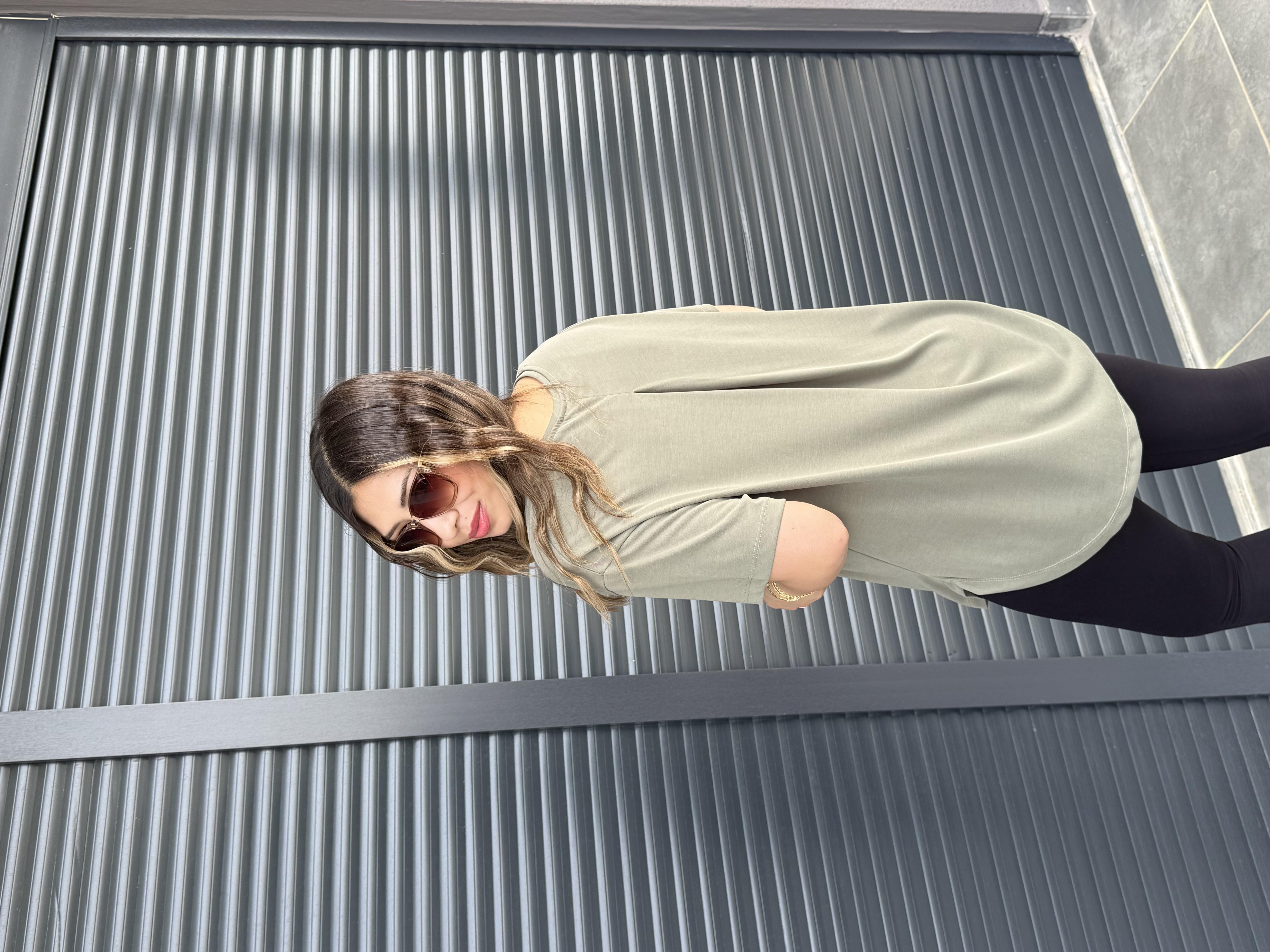 İthal Modal Sırt Pile Detaylı Basic  T-Shirt Haki