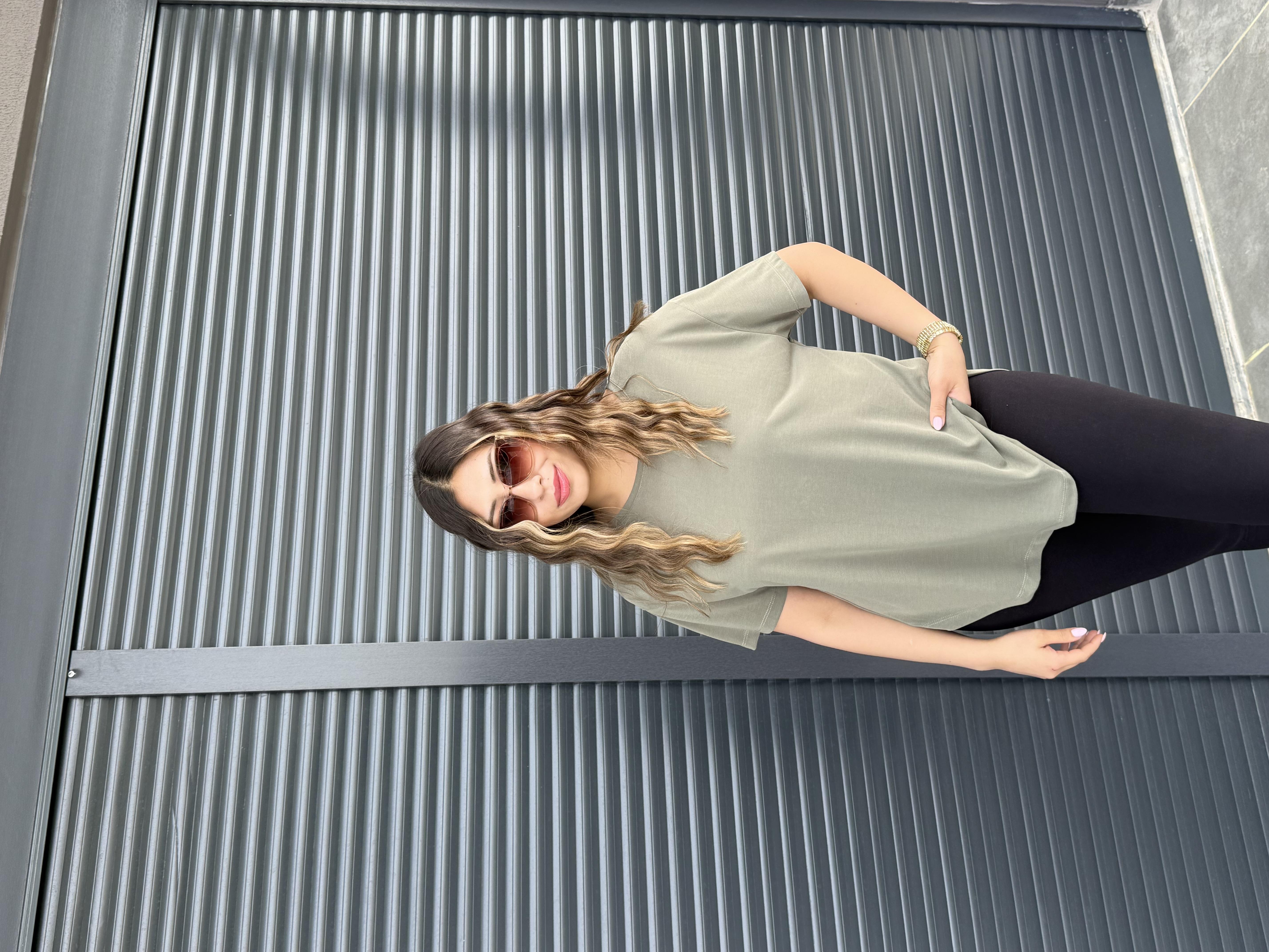 İthal Modal Sırt Pile Detaylı Basic  T-Shirt Haki