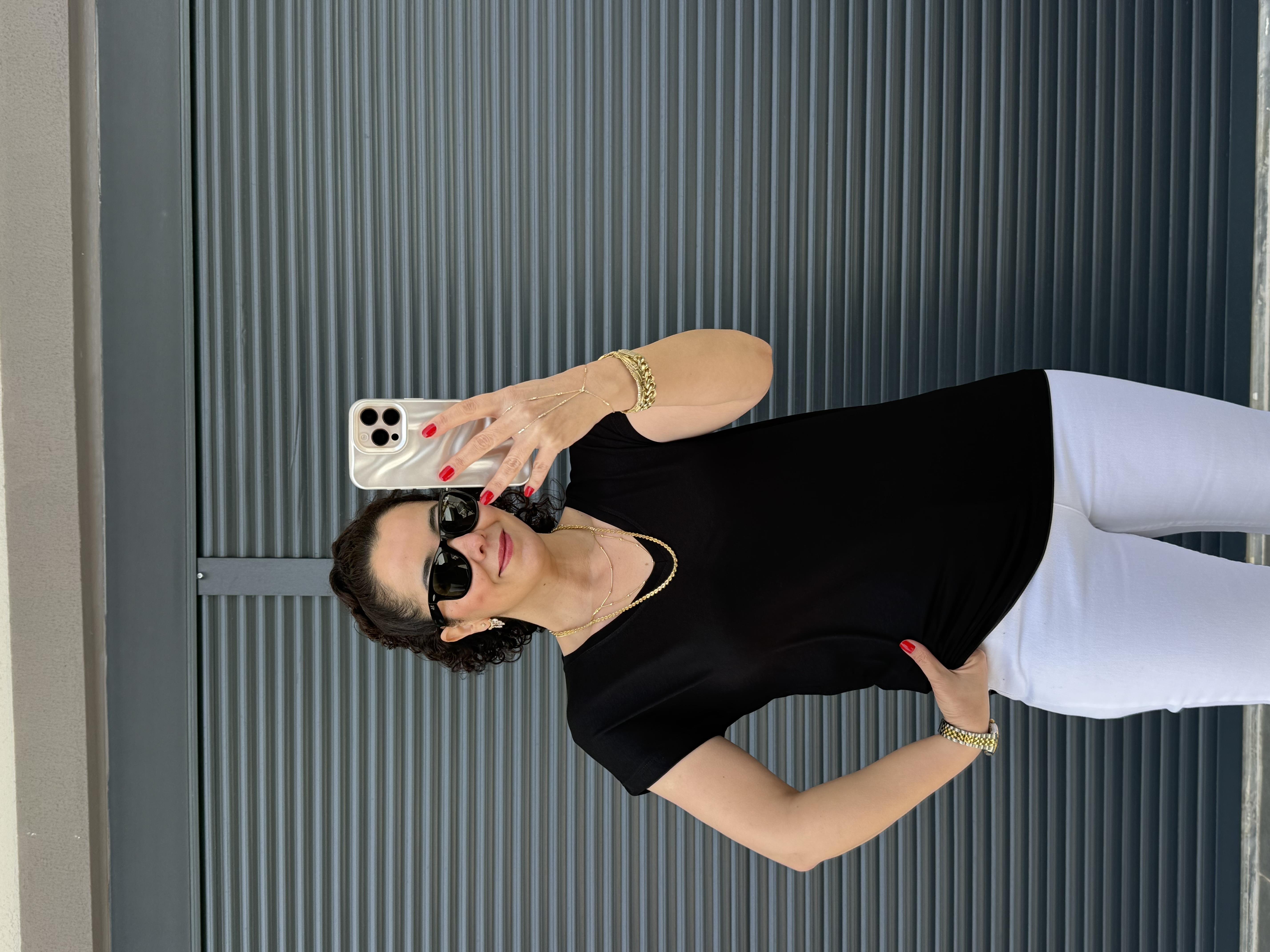 Modal Kumaş  V Yaka T-Shirt Siyah