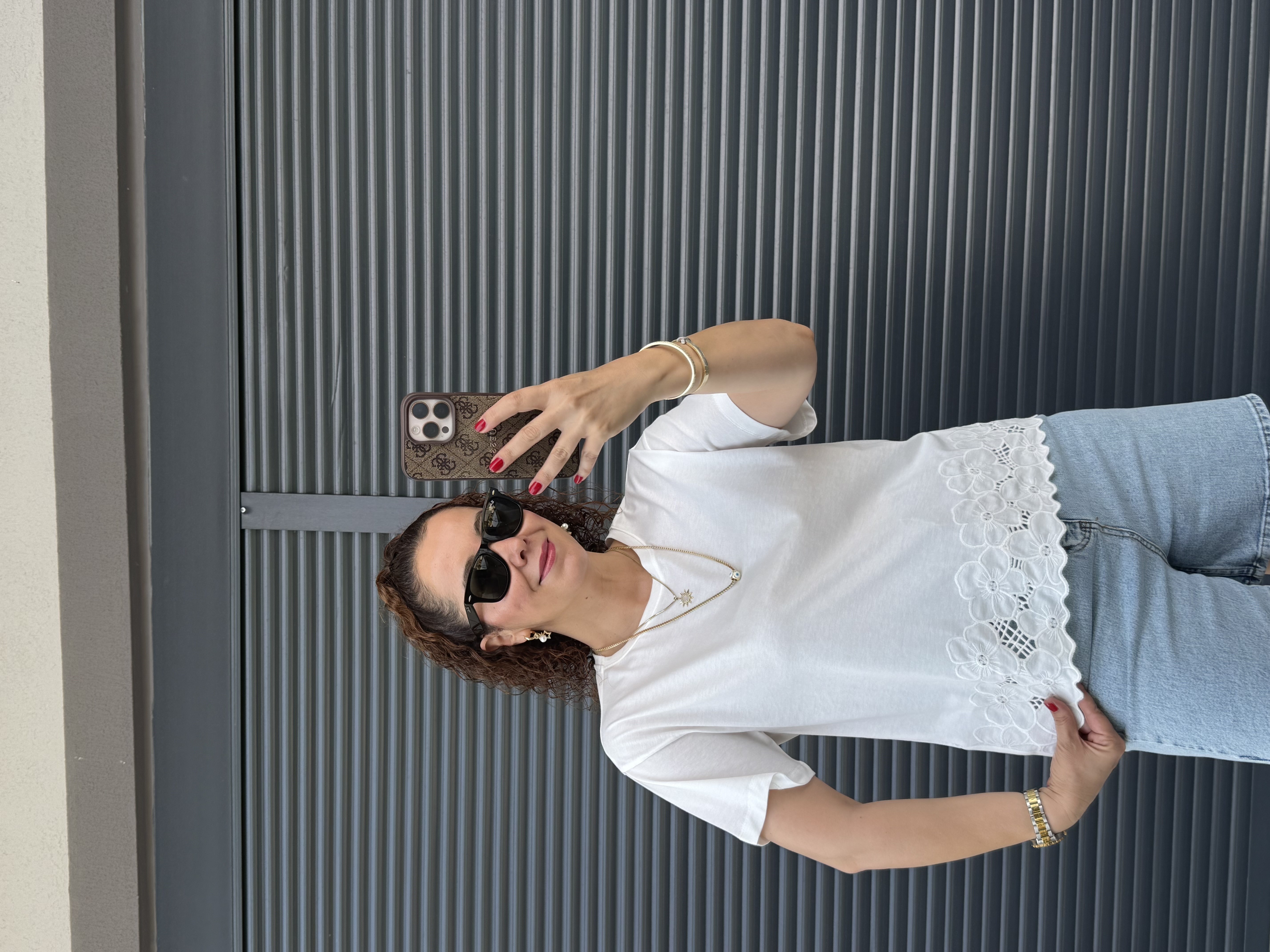 Premium Çiçek Güpür Detaylı T-shirt Ekru