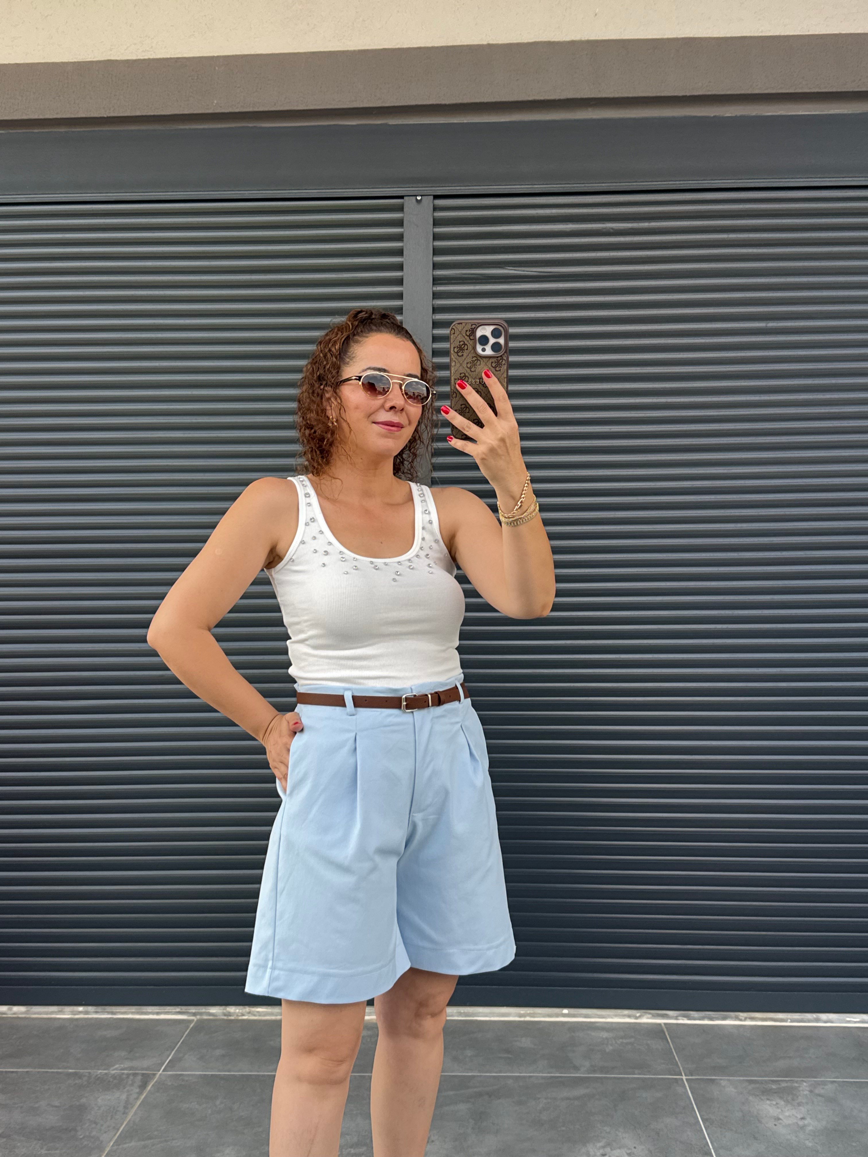 Premium Kemerli Arka Beli Lastikli Şort Bebe Mavi