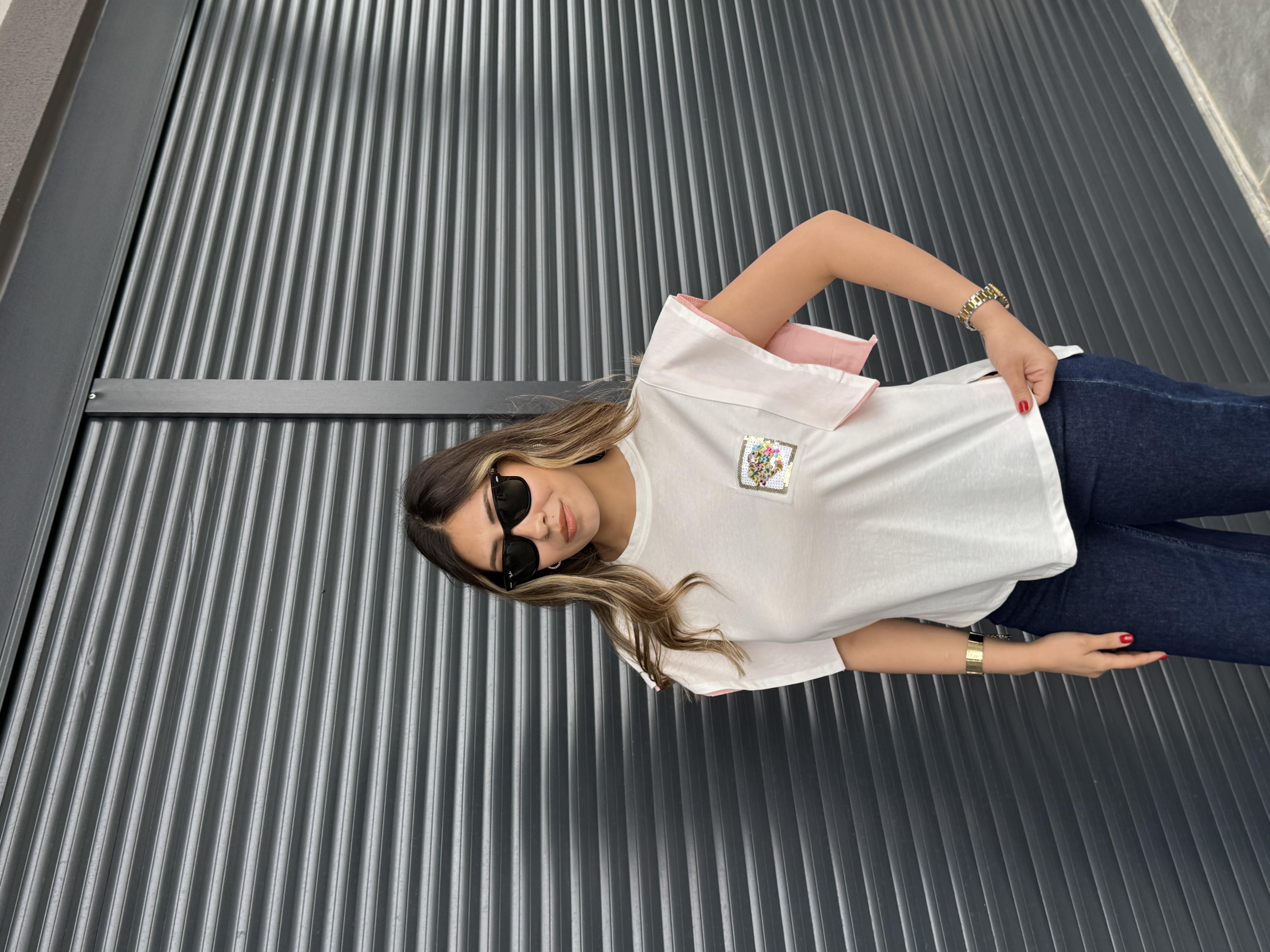 Pul Detaylı Tasarım T-shirt Somon
