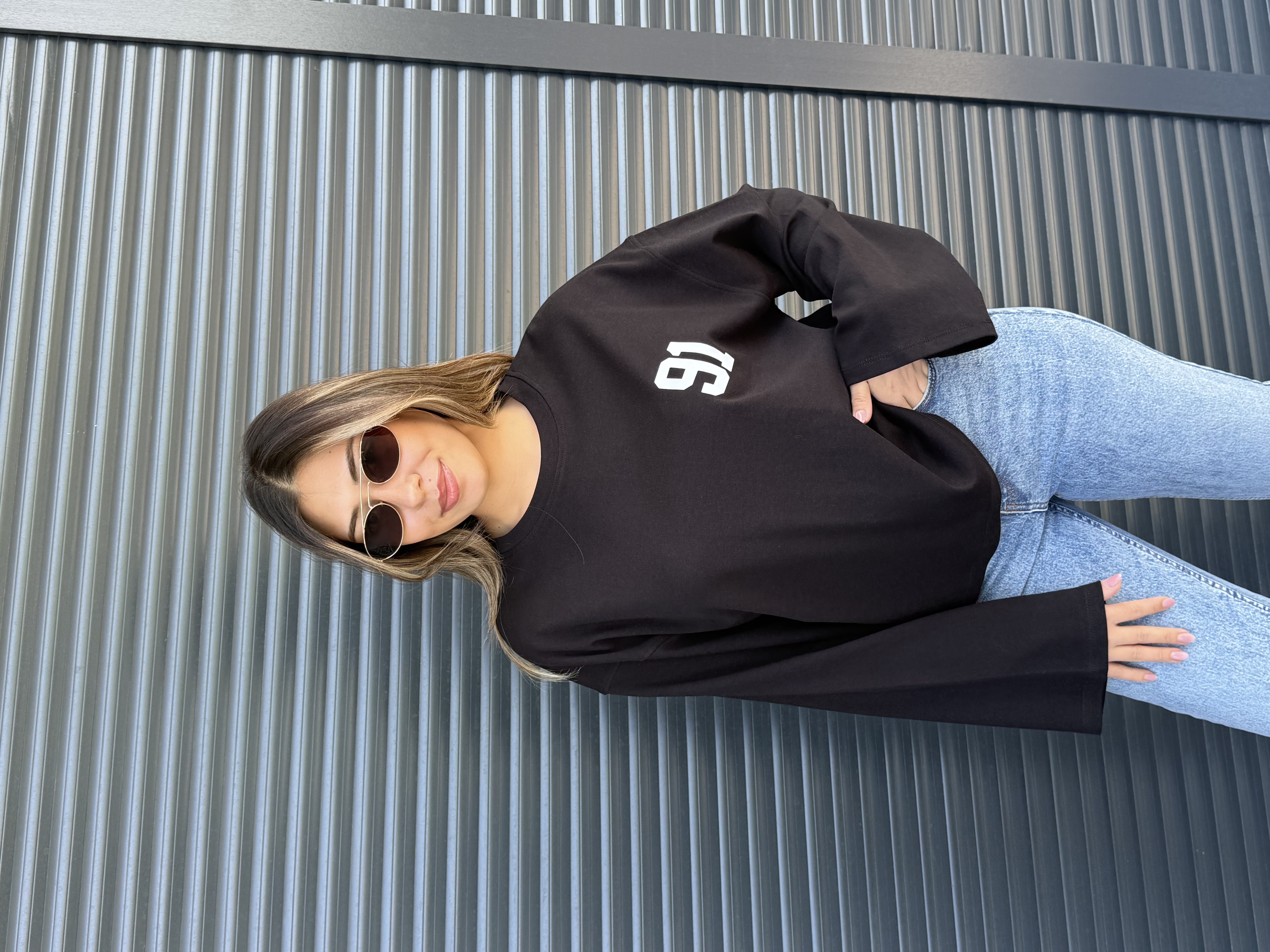 Siyah Rakam Baskılı İnce Sweatshirt