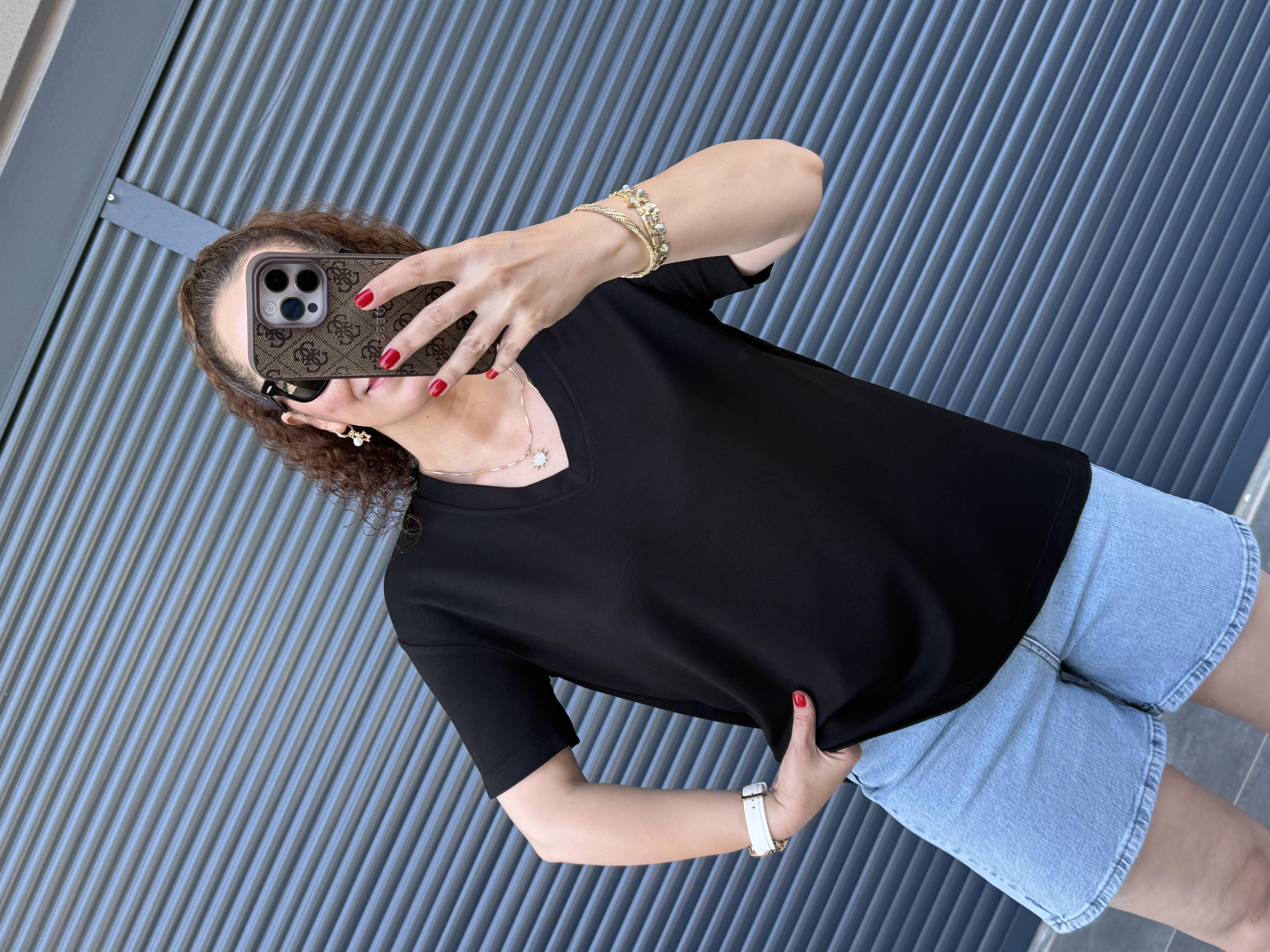 V Yaka Modal Kumaş T-shirt Siyah